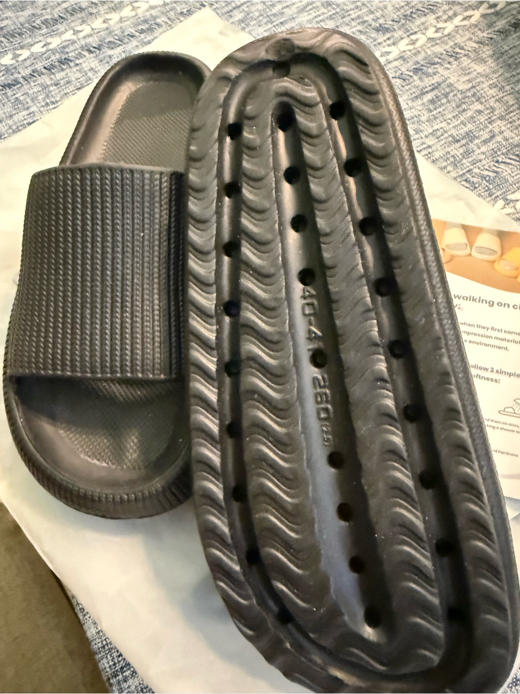 Women's Black Slide Sandals With Cushioned Footbed The Cloudies — image 2 of 3